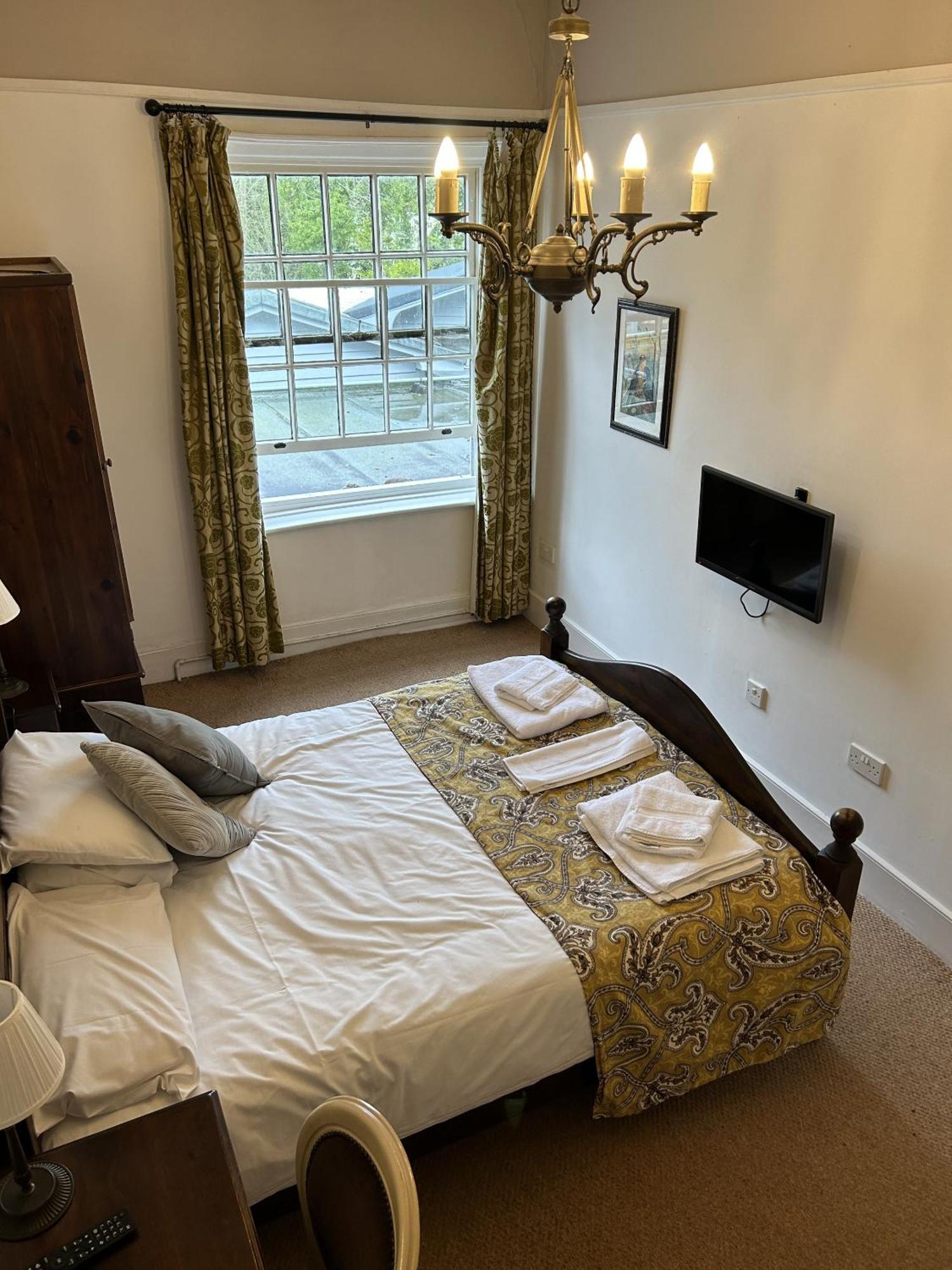 George & Falcon Bed and Breakfast Southampton Exterior foto